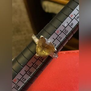 Yellow Tourmaline and diamond cut woman’s size 6 sterling silver vintage ring.